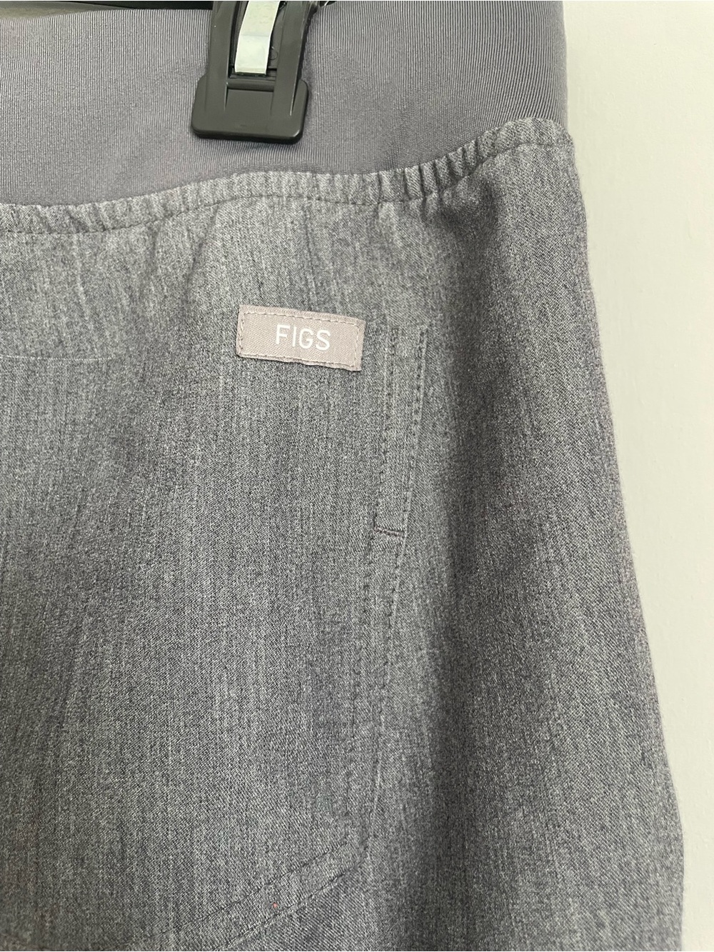 Figs Women’s Technical Collection Graphite Gray Scrub Jogger Medium Petite - Picture 3 of 10